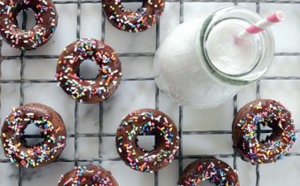 low-carb chocolate donuts